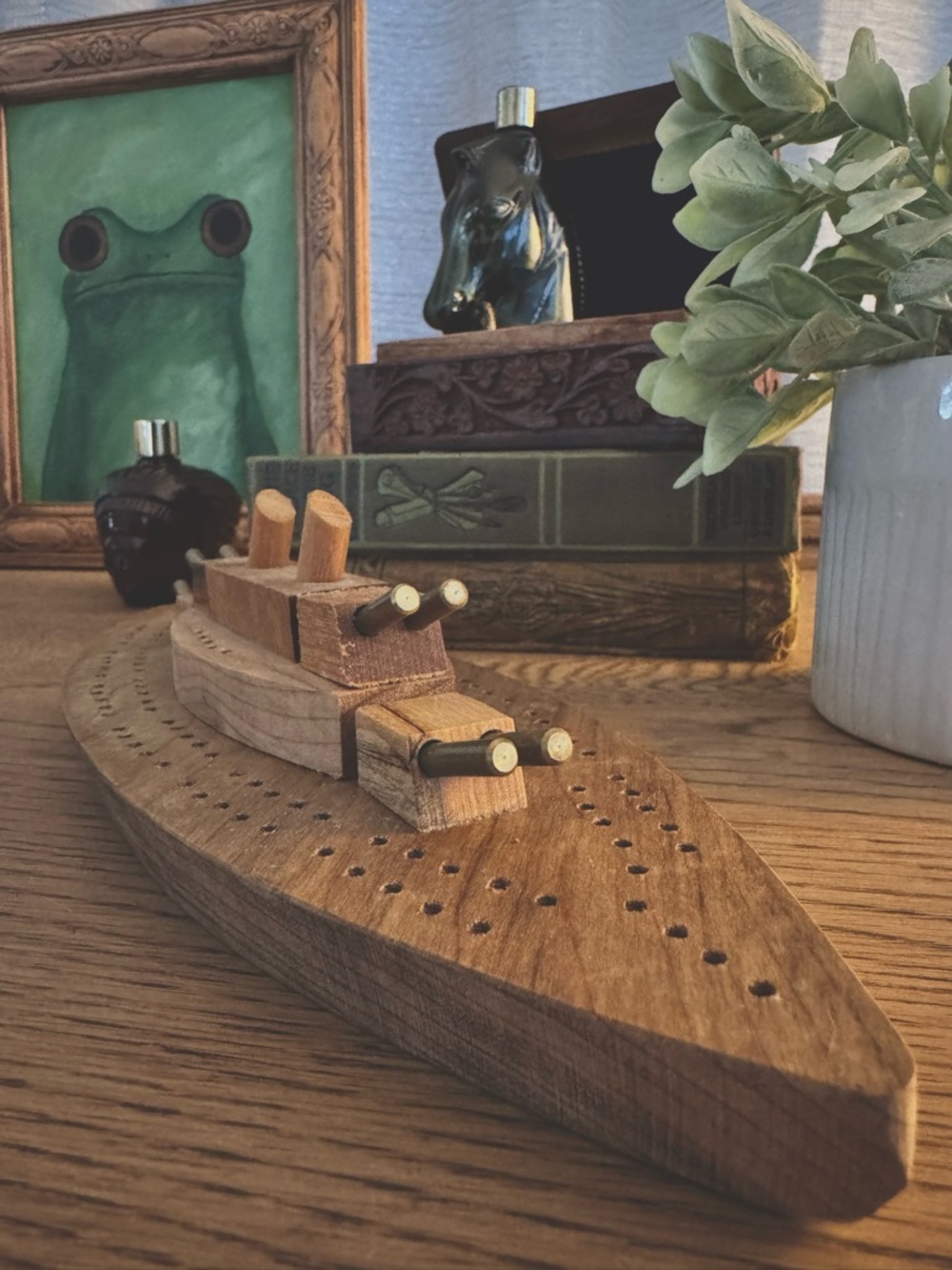 Vintage Myrtlewood Naval Battleship Cribbage Board w Brass Pegs